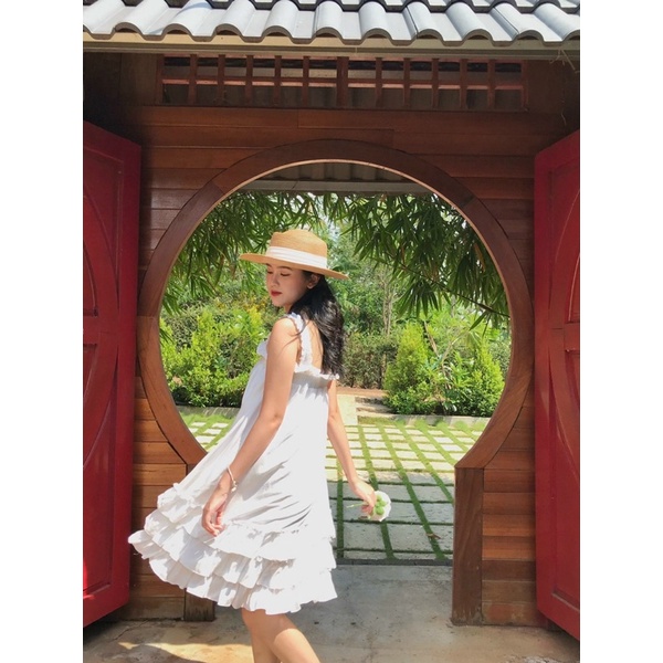 Đầm dây suông xếp tầng bèo màu trắng Luna Dress