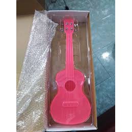 Đàn Ukulele Màu Hồng Trong Suổt