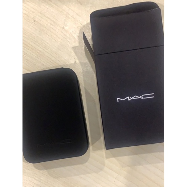 Hộp đựng son Mac Gift Auth 100%