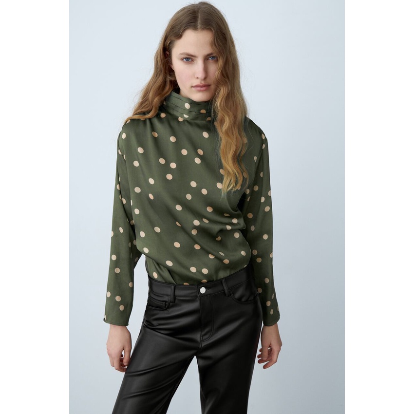 Áo ZARA họa tiết chấm bi AUTH