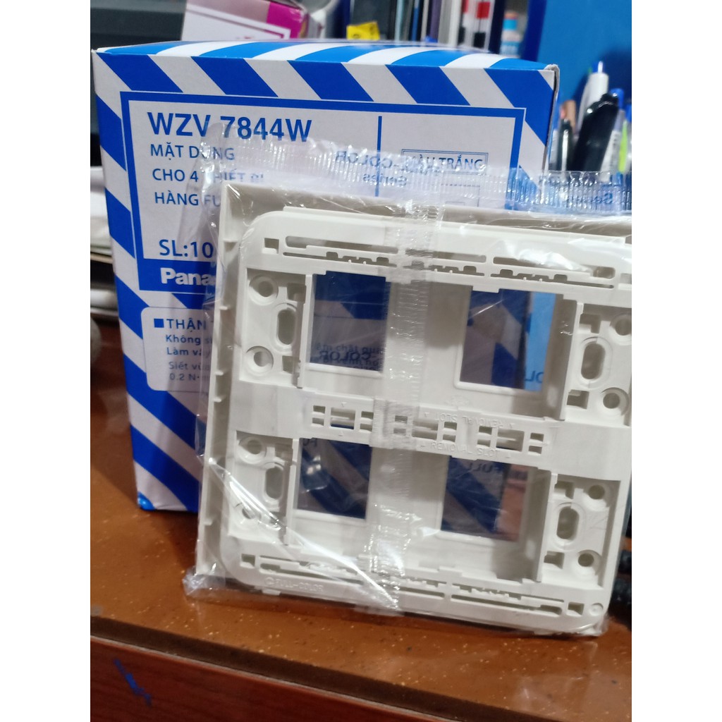 Mặt PANASONIC Full  -  dùng cho 4, 6 thiết bị - CHÍNH HÃNG