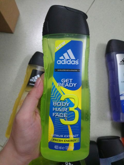 Sữa tắm Adidas 400 ml cho nam.