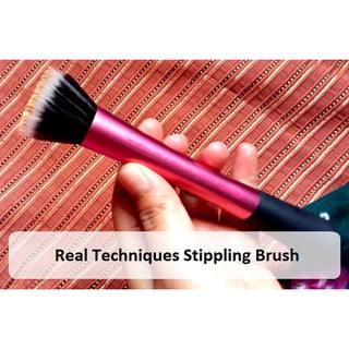 Cọ lẻ đánh nền lỏng Real Techniques Stippling Brush
