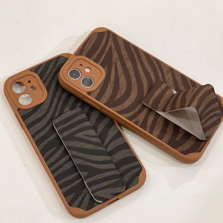 C1719 1720 Case silicon mịn kèm miếng xỏ ngón ZEBRA NÂU,XÁM