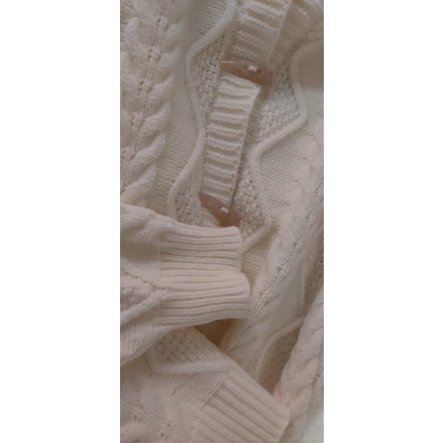 Áo Khoác len Cadigan bo tay có mũ cúc cách điệu | BigBuy360 - bigbuy360.vn