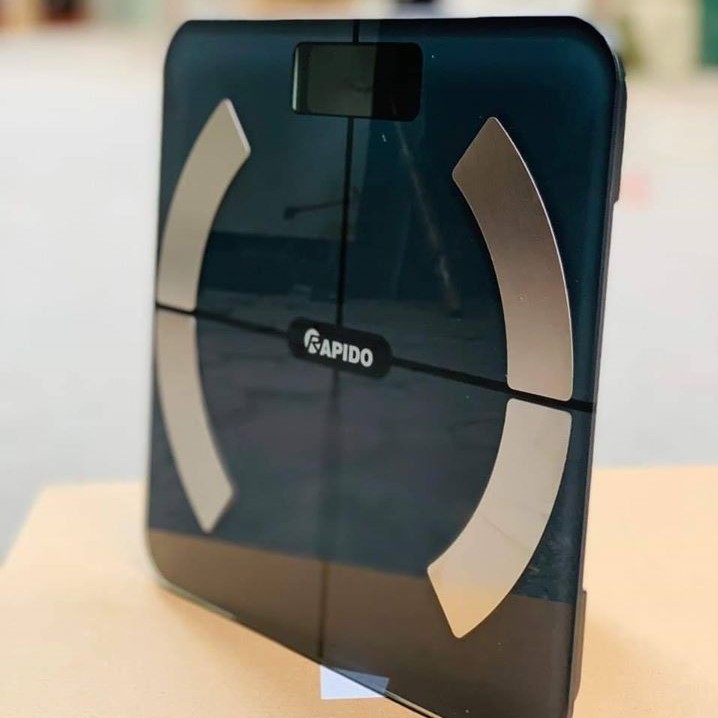 Cân sức khỏe thông minh Rapido RSB02-S 10 chỉ số cơ thể (có Bluetooth - màu đen/trắng)