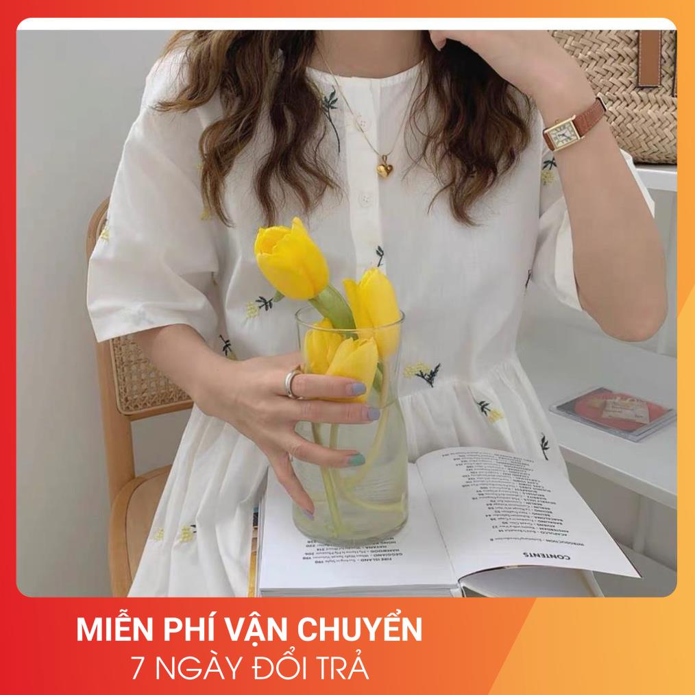 Đầm Cúc Dọc Hoa Nhí Tay Lỡ 24AP Nữ [FREESHIP] 🌸 Váy trắng form suông rộng bánh bèo tiểu thư phối cổ thuyền Ulzzang 🌸 | BigBuy360 - bigbuy360.vn
