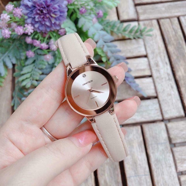 Đồng hồ nữ hiệu Armitron