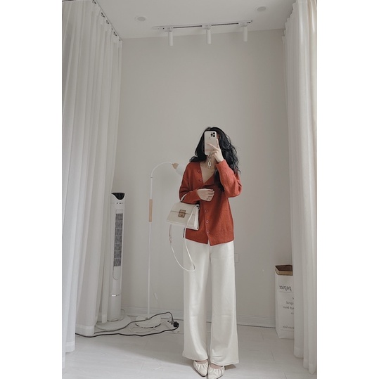 Áo cadigan khuy lệch siêu xinh | BigBuy360 - bigbuy360.vn