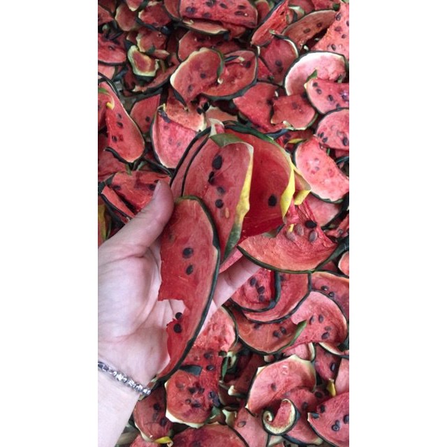 Dưa hấu thái lát sấy lạnh - Trọng lượng 200 gram - Hàng loại 1