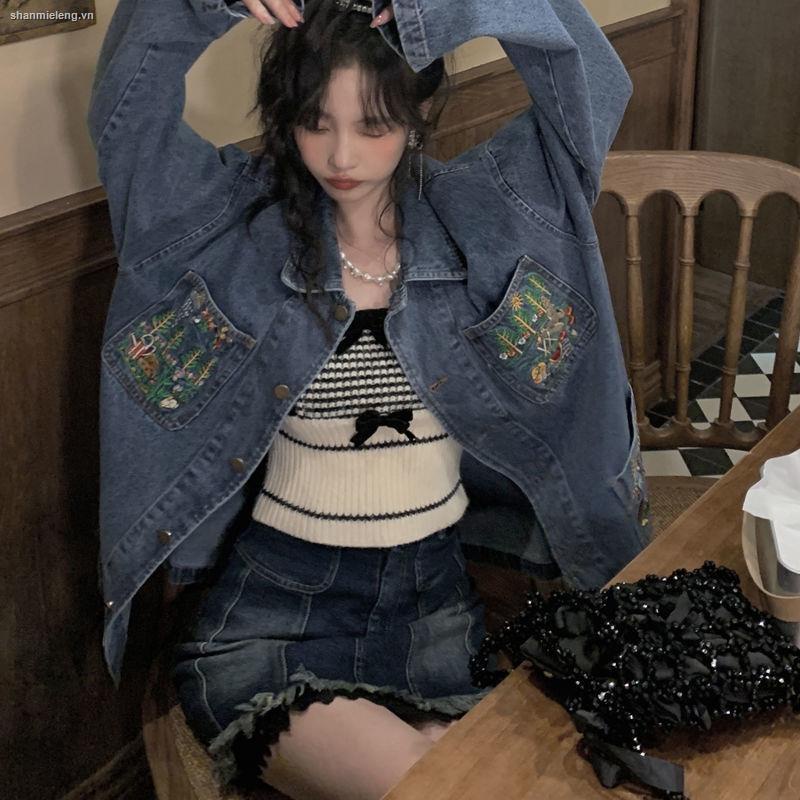 Áo khoác nữ vải denim mềm dáng rộng thêu họa tiết retro xuân thu Hàn Quốc 2021