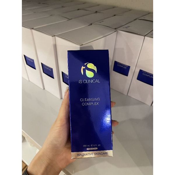 Is clinical cleansing Complex sữa rửa mặt giảm nhờn se khít lỗ chân lông