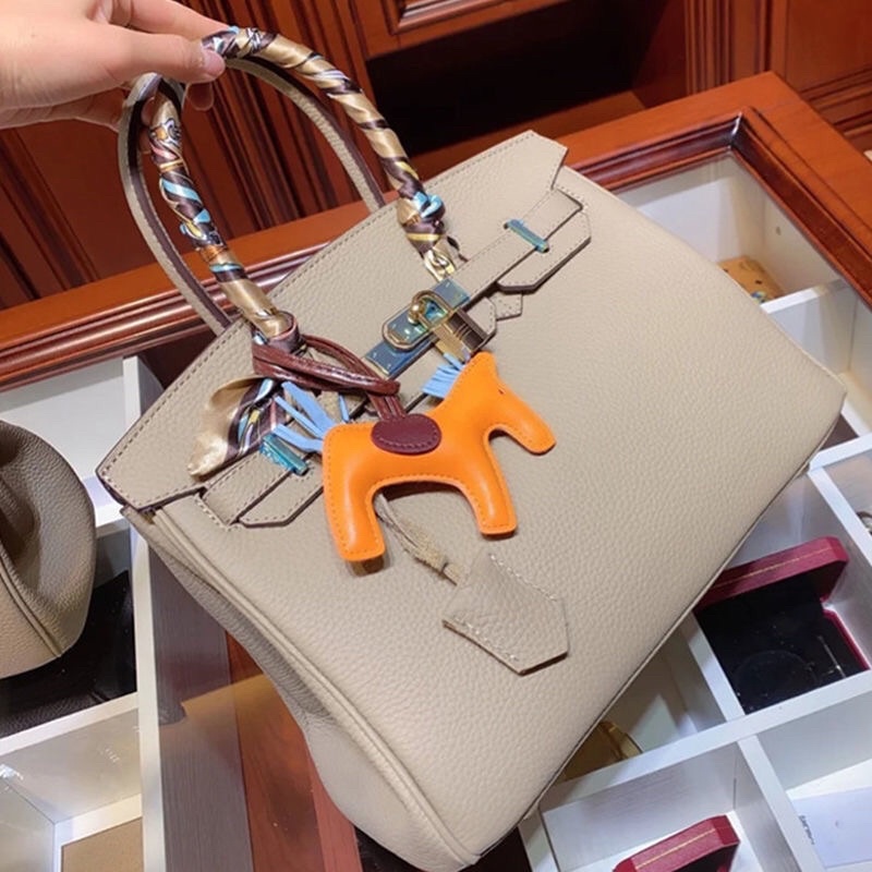 Ngựa treo túi xịn xò