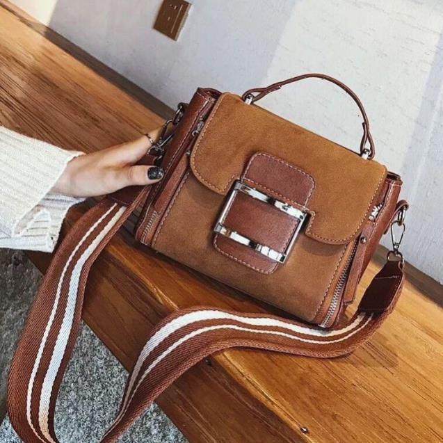 Túi da đeo chéo khóa vuông phong cách vintage
