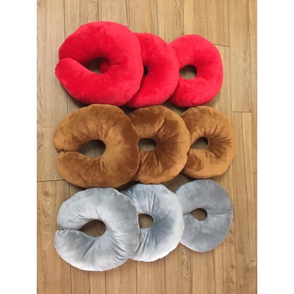 GỐI ÚP MẶT KHÁCH MASSAGE SPA