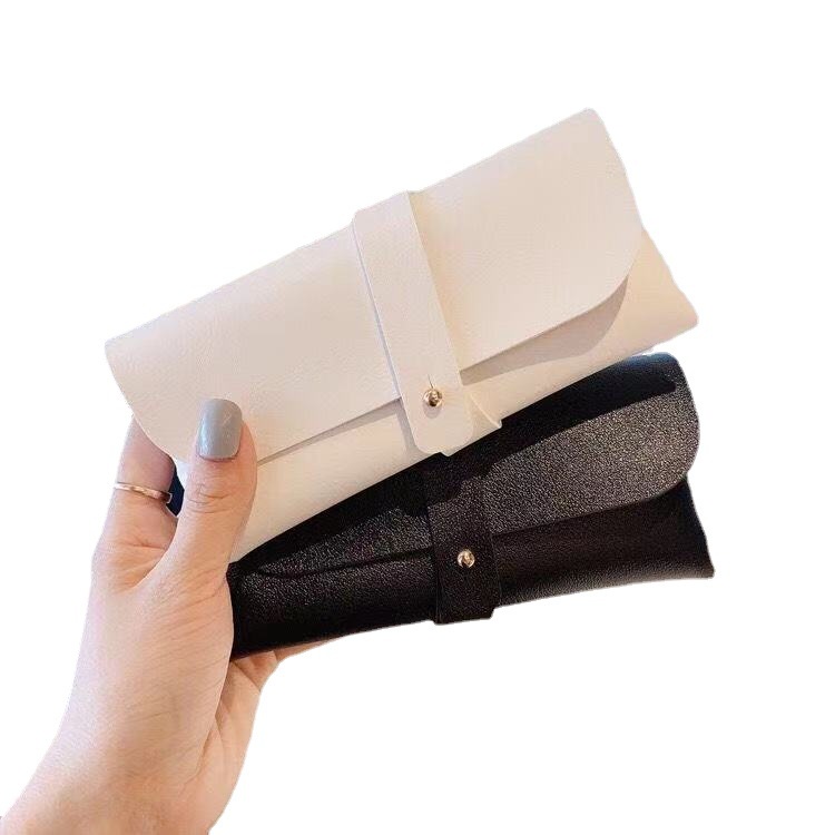 Hộp đựng mắt kính lót nhung vỏ cứng chịu va đập tốt phù hợp nhiều loại kính Lemi accessories
