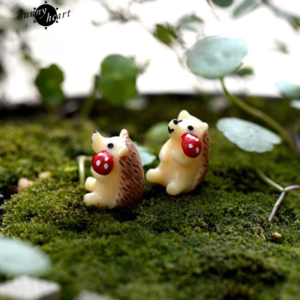 2 Tượng nhím con dễ thương dùng trang trí chậu cây cảnh
