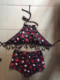Bikini yếm