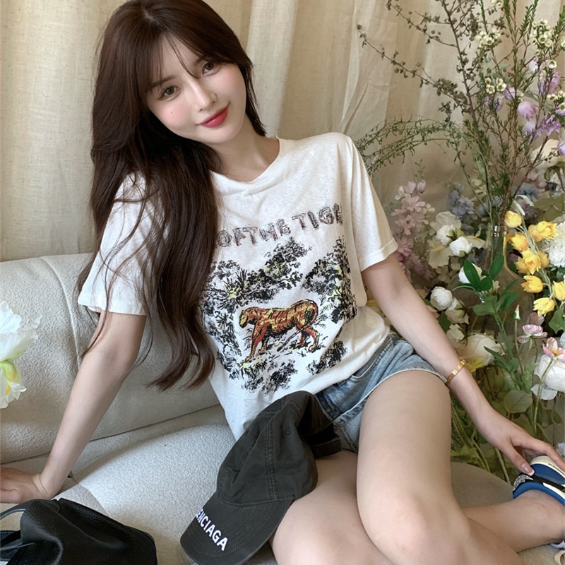 Áo Thun Tay Ngắn Màu Sắc Đơn Giản Cho Nữ