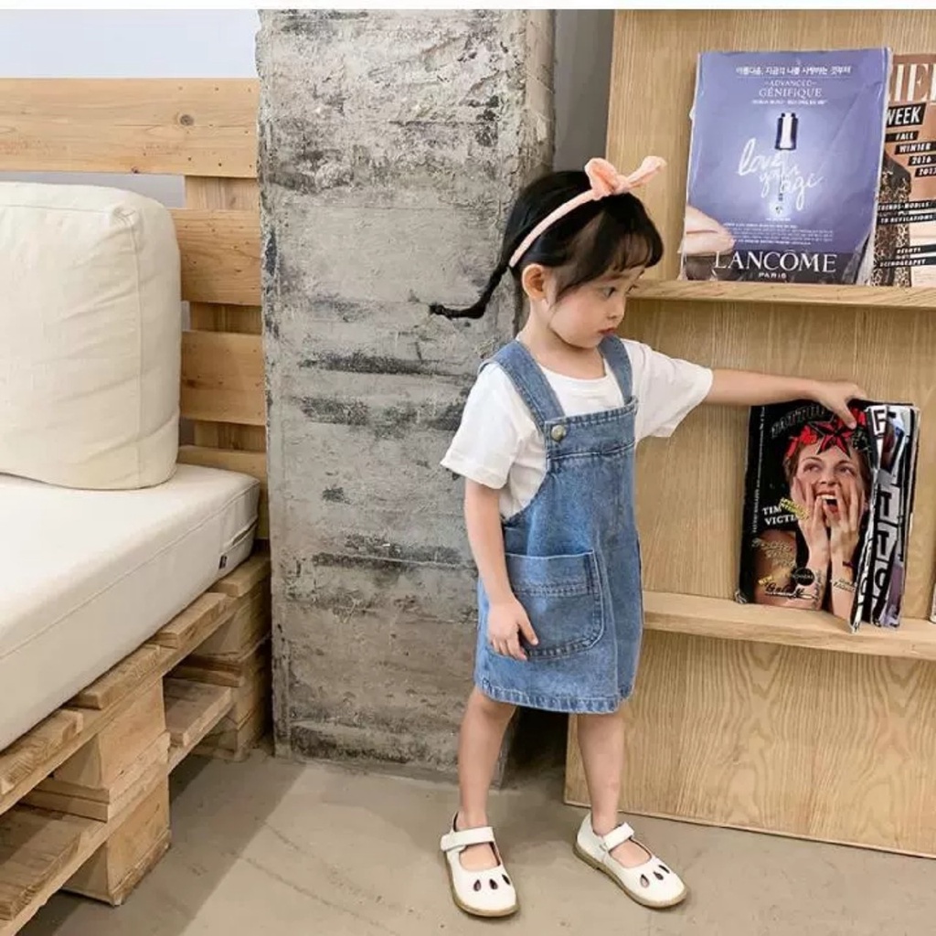 Yếm jean bé gái, Sét quần yếm bò xanh mềm kèm áo trắng cotton cộc tay cho bé