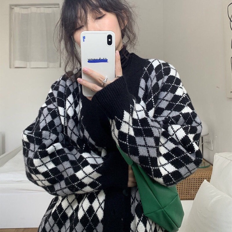 Áo khoác cardigan len hoạ tiết kẻ ô quả trám phong cách Hàn Quốc vintage thu đông | BigBuy360 - bigbuy360.vn