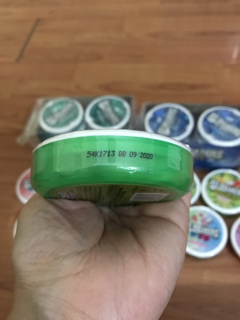 Kẹo ngậm Ice Breaker ( sugar free) vị dâu dành cho người ăn kiêng