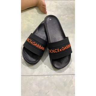 mẫu dép dolce mẫu mới 2021