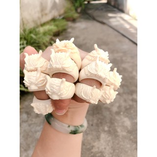 Nhẫn mỹ nghệ trạm khắc rồng nhân tạo