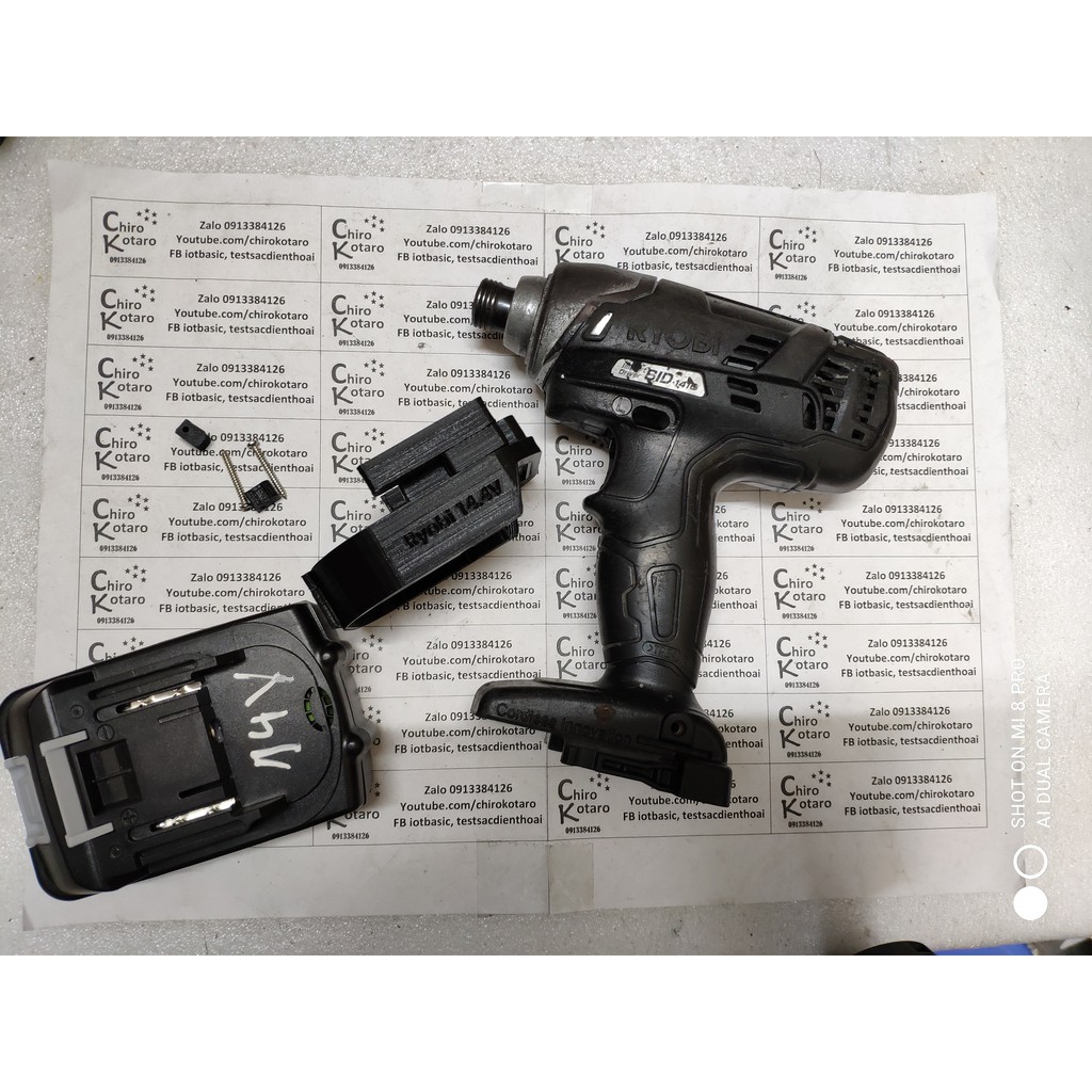 Đế chuyển pin máy Ryobi 14.4V Li-ion sang dùng hộp pin cài Makita