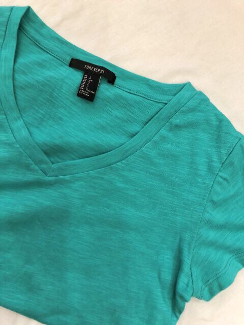 Áo thun cotton V-Neck VNXK