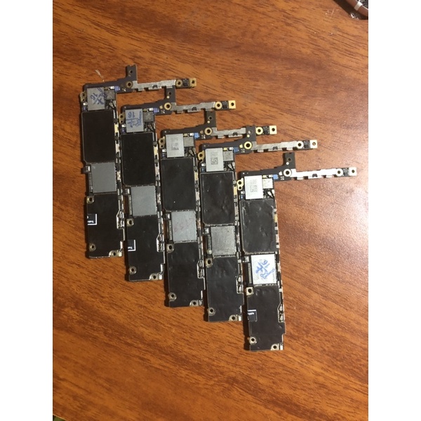 main xác iphone zin đẹp mất nguồn full IC lấy linh kiện