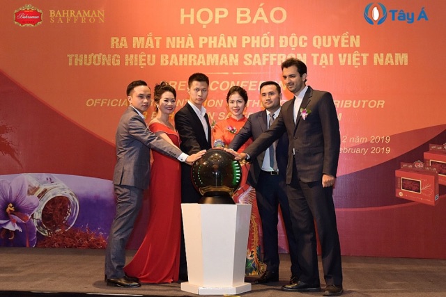 [Hàng chính hãng cty Tây Á] Saffron Tây Á / Bahraman Saffron Tây Á - lọ 1gr (tặng lọ thuỷ tinh Tây Á) | BigBuy360 - bigbuy360.vn