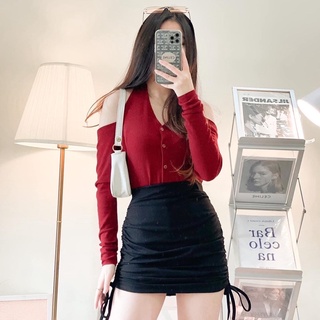 Set áo yếm len đỏ váy đen