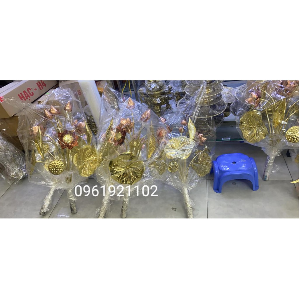 Hoa sen đồng vàng pha đỏ 10 bông, bó hoa sen bằng đồng nguyên chất