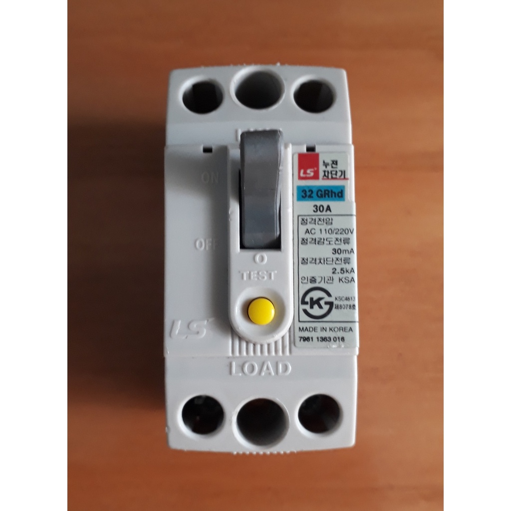 Aptomat chống giật nội địa Hàn Quốc 15A-20A-30A. CB chống giật dòng rò 30mA. Hàng tháo máy, đã sử dụng, chất lượng tốt.