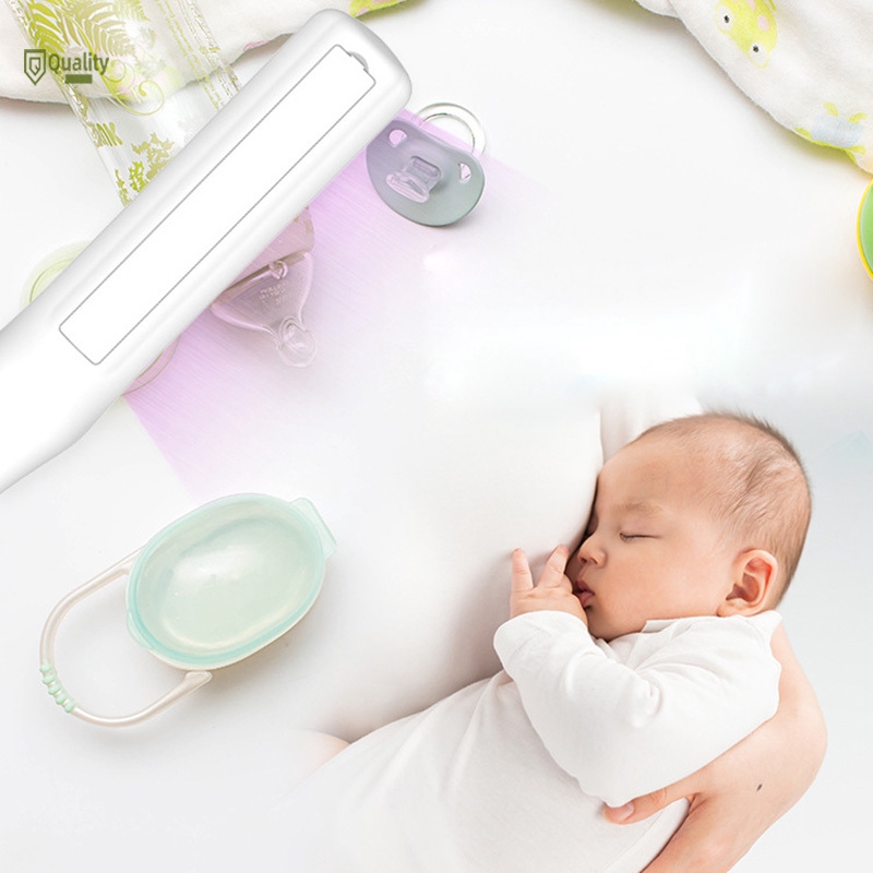 Đèn chiếu tia cực tím  giúp tiêu diệt vi khuẩn gây hại