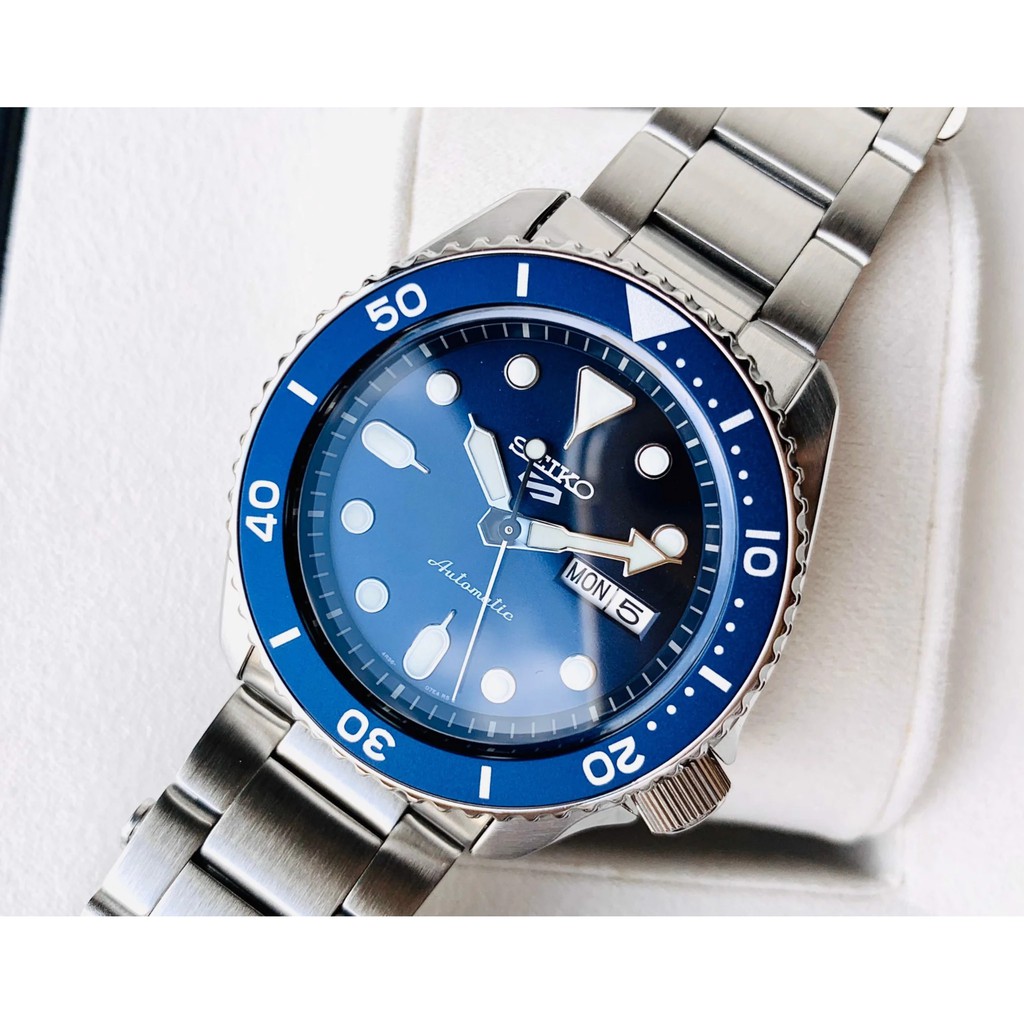 Đồng hồ nam Seiko 5 Sport New Style SRPD51K1