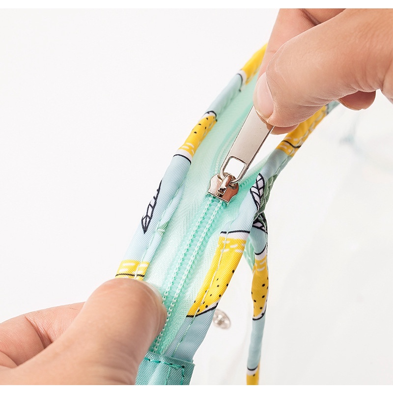 Set 2 Túi Đựng Mỹ Phẩm Bằng PVC Trong Suốt Chống Thấm Nước Họa Tiết Hoạt Hình Dễ Thương