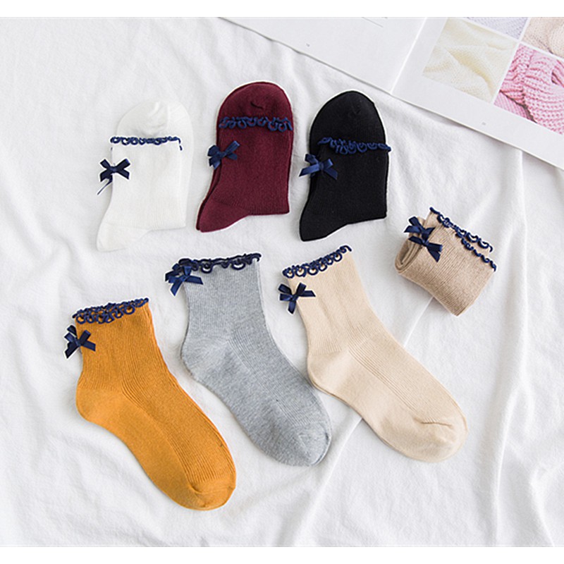 Tất vintage bèo viền gắn nơ bánh bèo mã A3