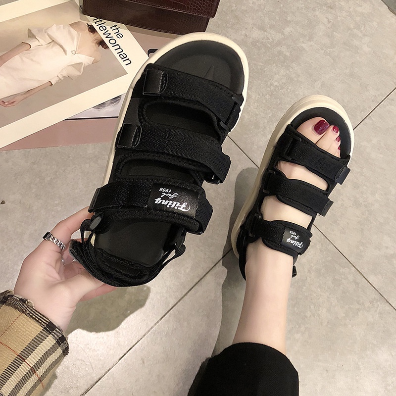 Giày sandal Posee đế phẳng khóa dán thời trang Hàn Quốc cho nam và nữ