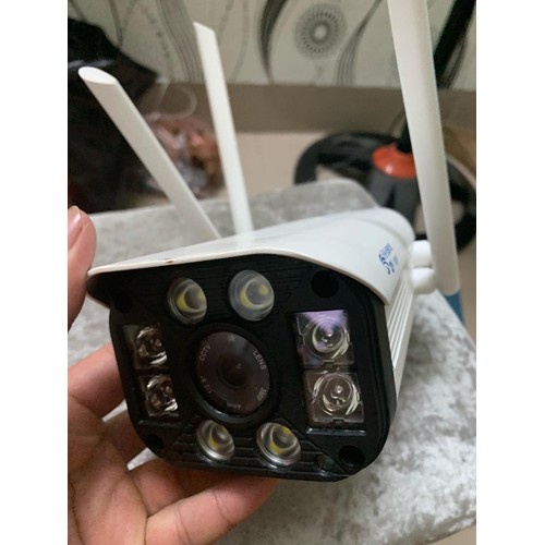 Camera wifi Yoosee 4 râu FULL HD trong nhà,ngoài trời - hỗ trợ 4 đèn hồng ngoại led xem đêm