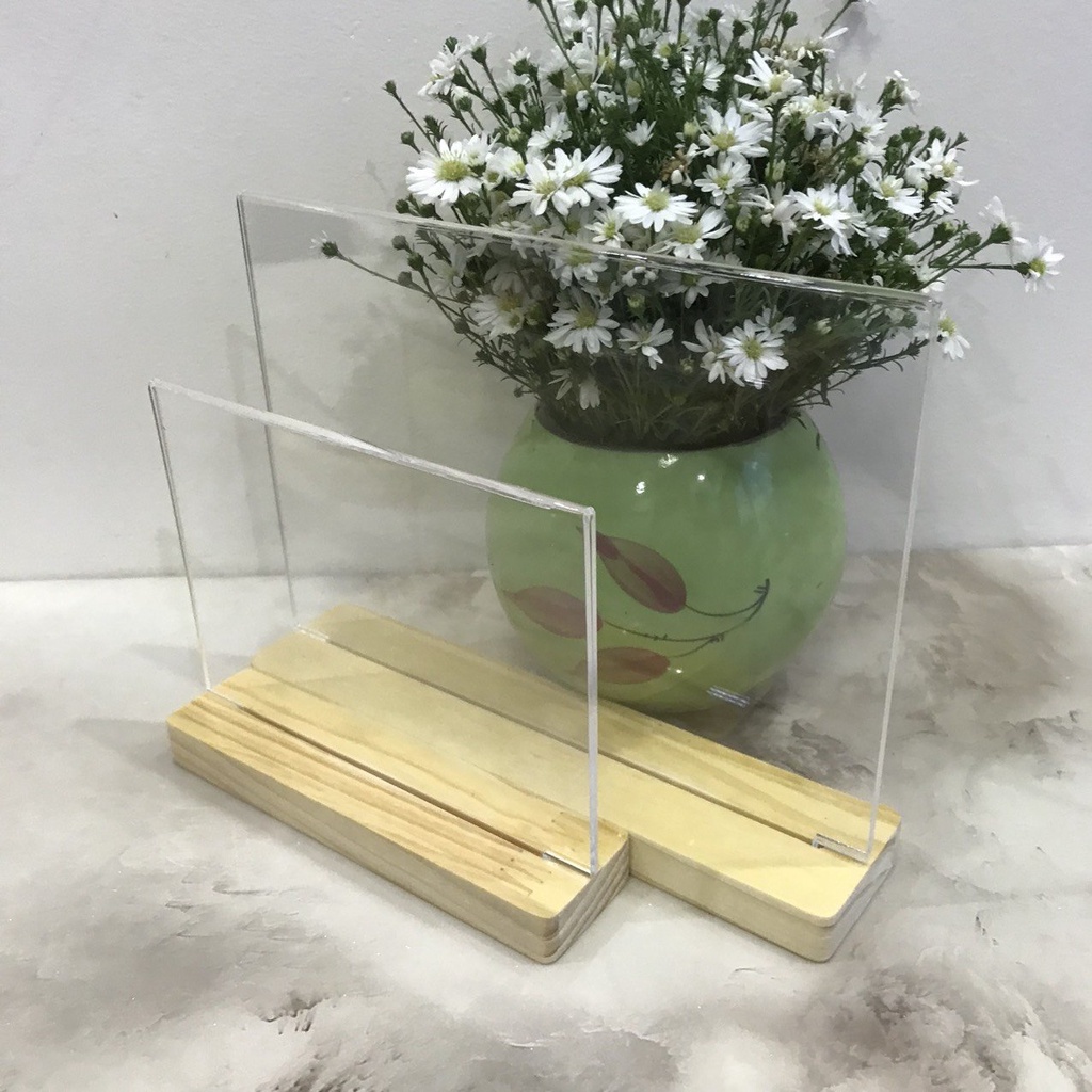 Kệ Để Bàn Mica Đế Gỗ A4, A5, A6,Kẹp Mica Theo Yêu Cầu, Bảng Báo Giá, Menu Quán Cafe, Nhà Hàng, Bàn Tiệc,  Kẹp Tài Liệu