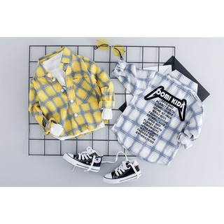 Set sơ mi caro quần jeans đen