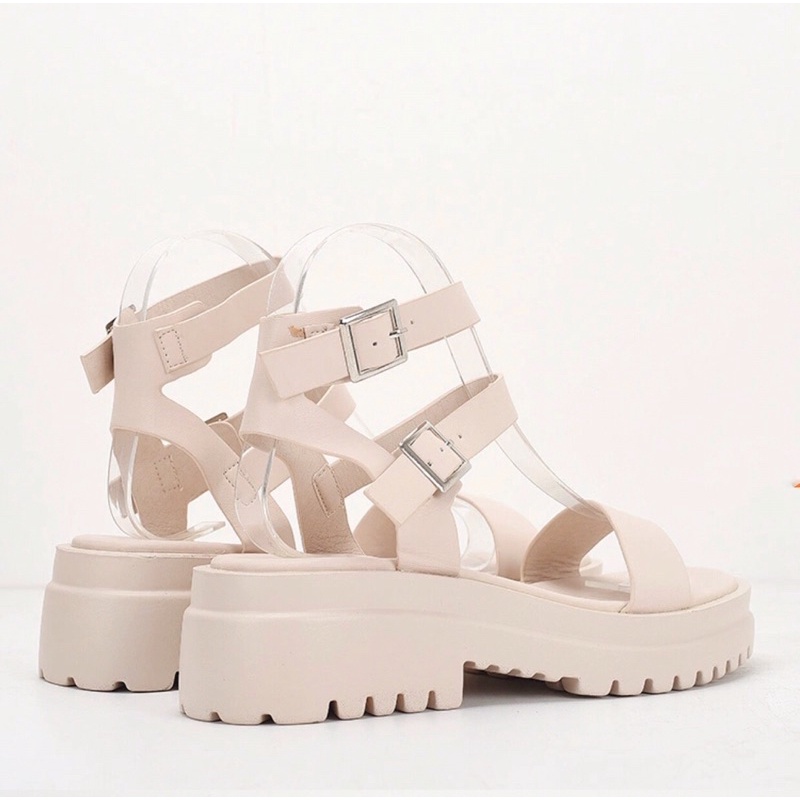 Sandal màu trắng - nhiều mẫu . xuất uk