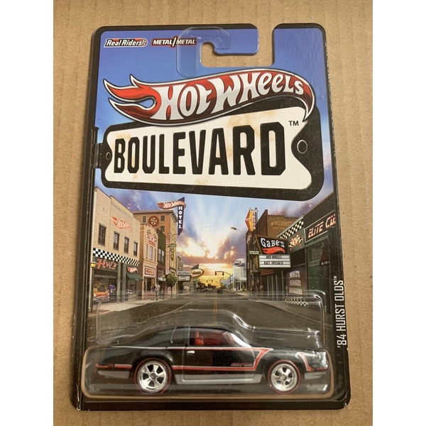 Xe Hot Wheels Premium ‘84 Hurst Olds Boulevard Series