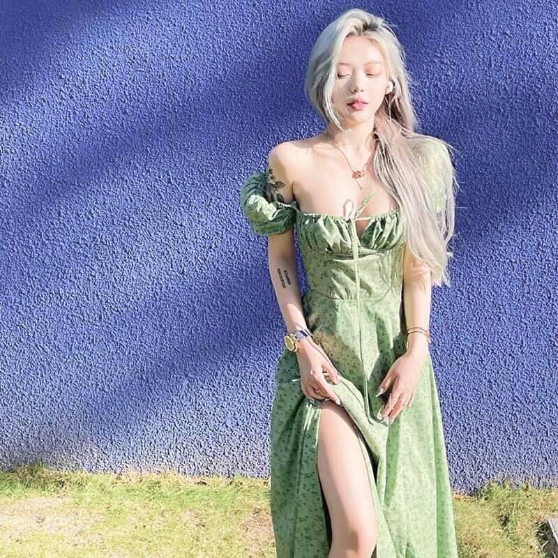 VÁY XANH RÚM NGỰC XẺ TÀ