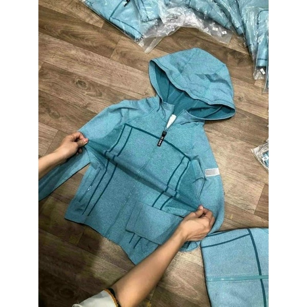 Áo Khoác dệt tập gym logo tay