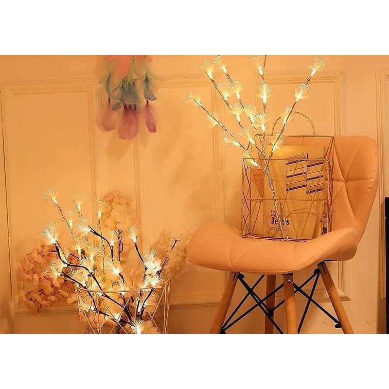 Cành hoa anh đào led vàng ấm pin