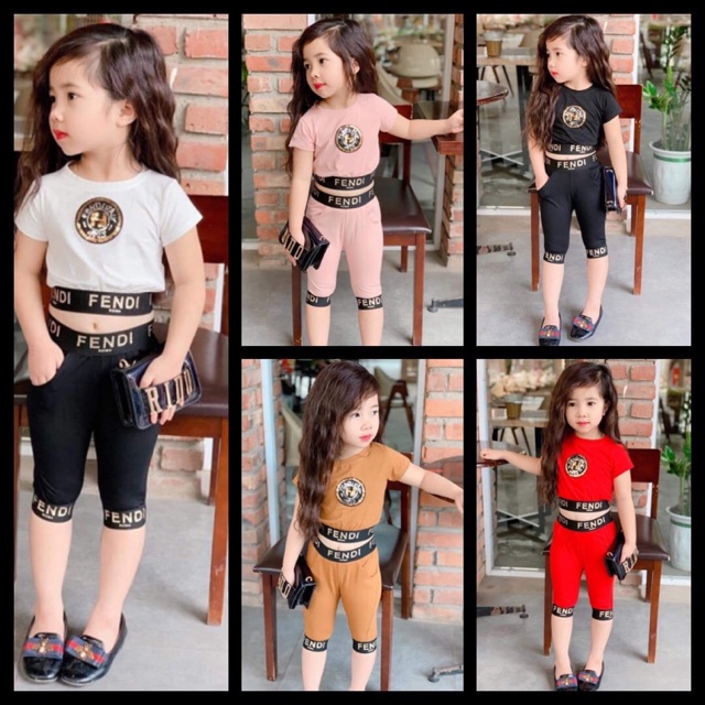 Bộ đồ croptop cho bé gái