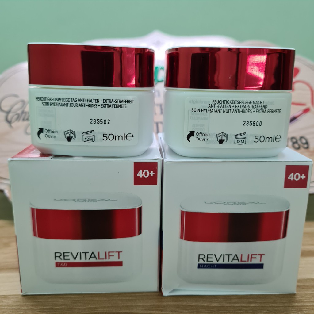 Set Kem chống nhăn và lão hóa Loreal Revitalift Feuchtigkeitspflege ngày đêm 50ml